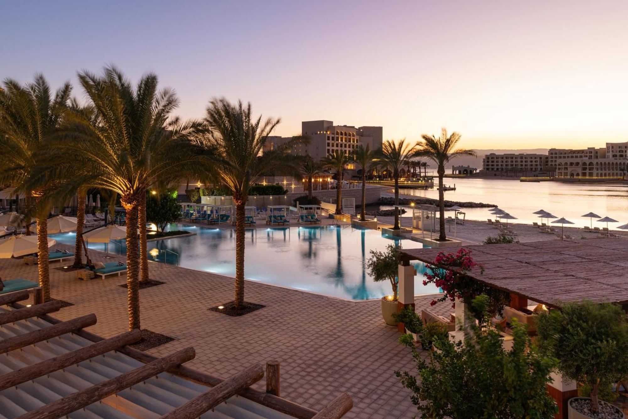 The Westin Saraya Aqaba Resort & Spa Exterior photo